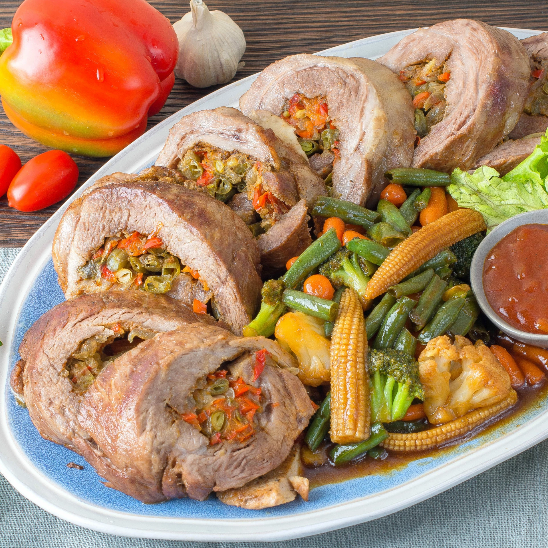 Мясной рулет
