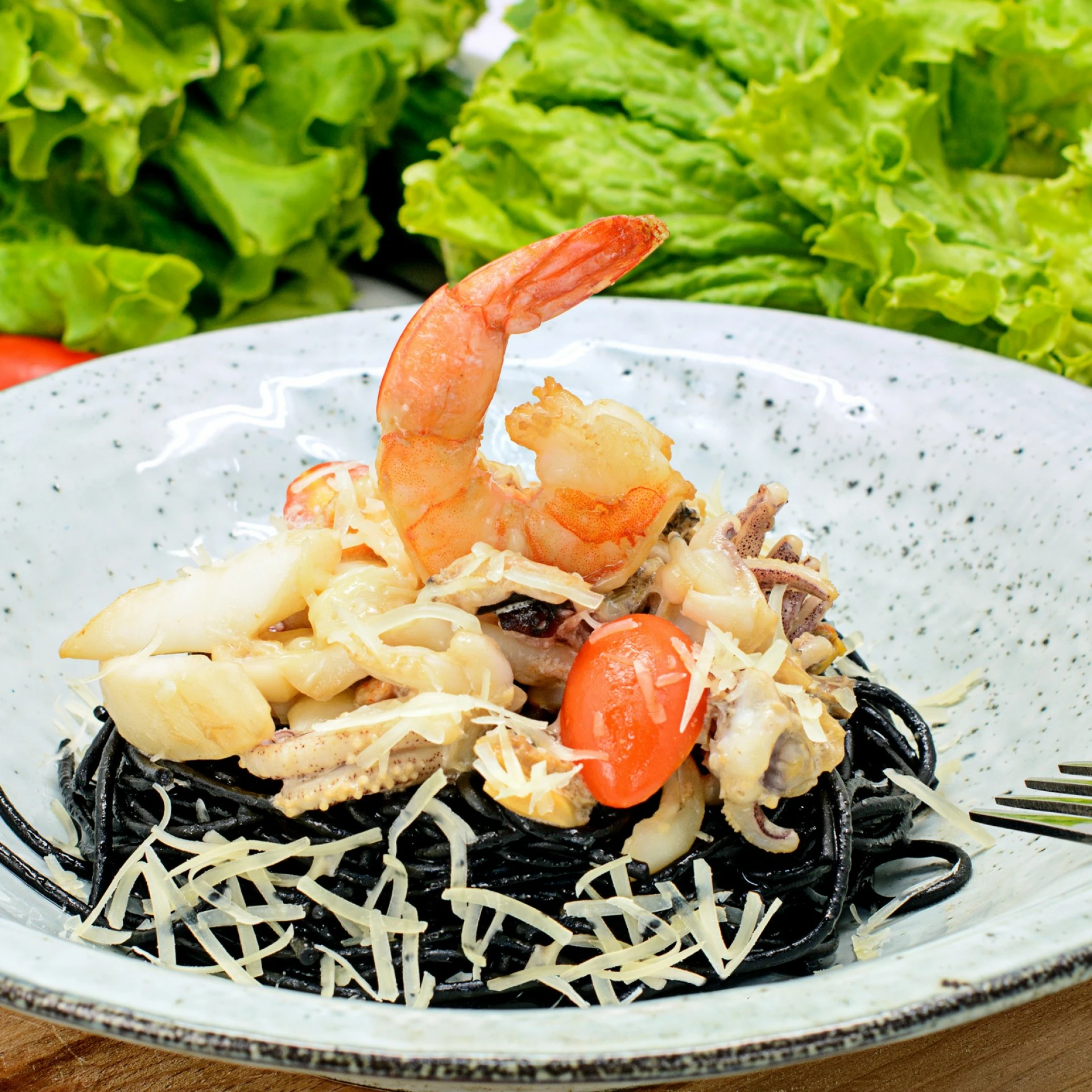 Черная паста с морепродуктами