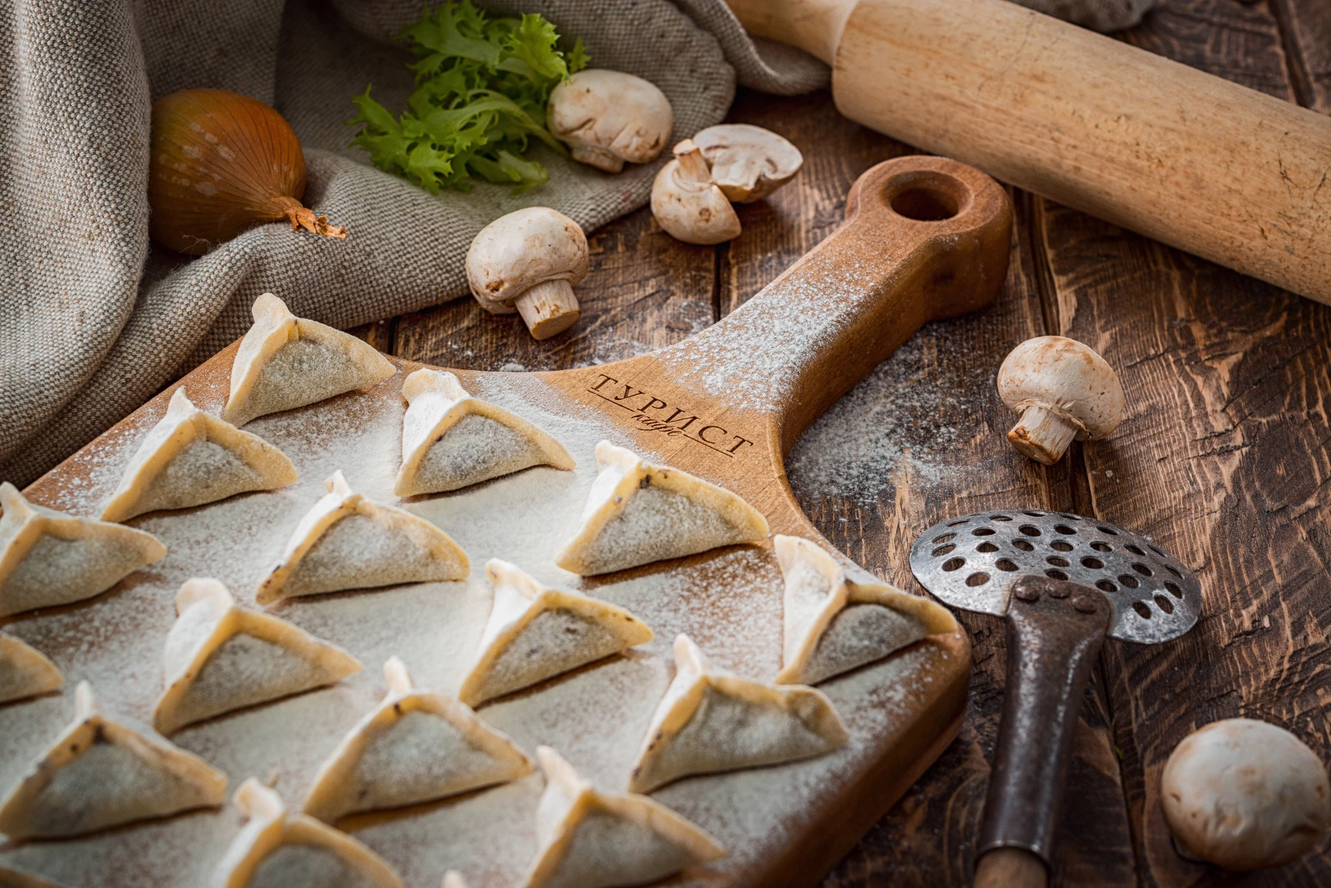 Вареники грибные ушки