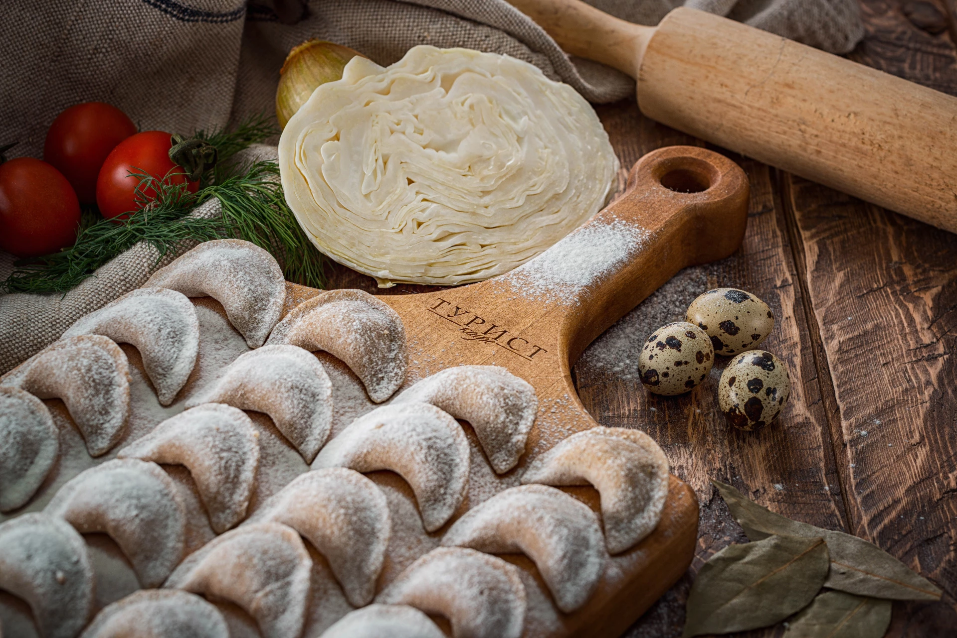 Вареники из ржаной муки с капустой
