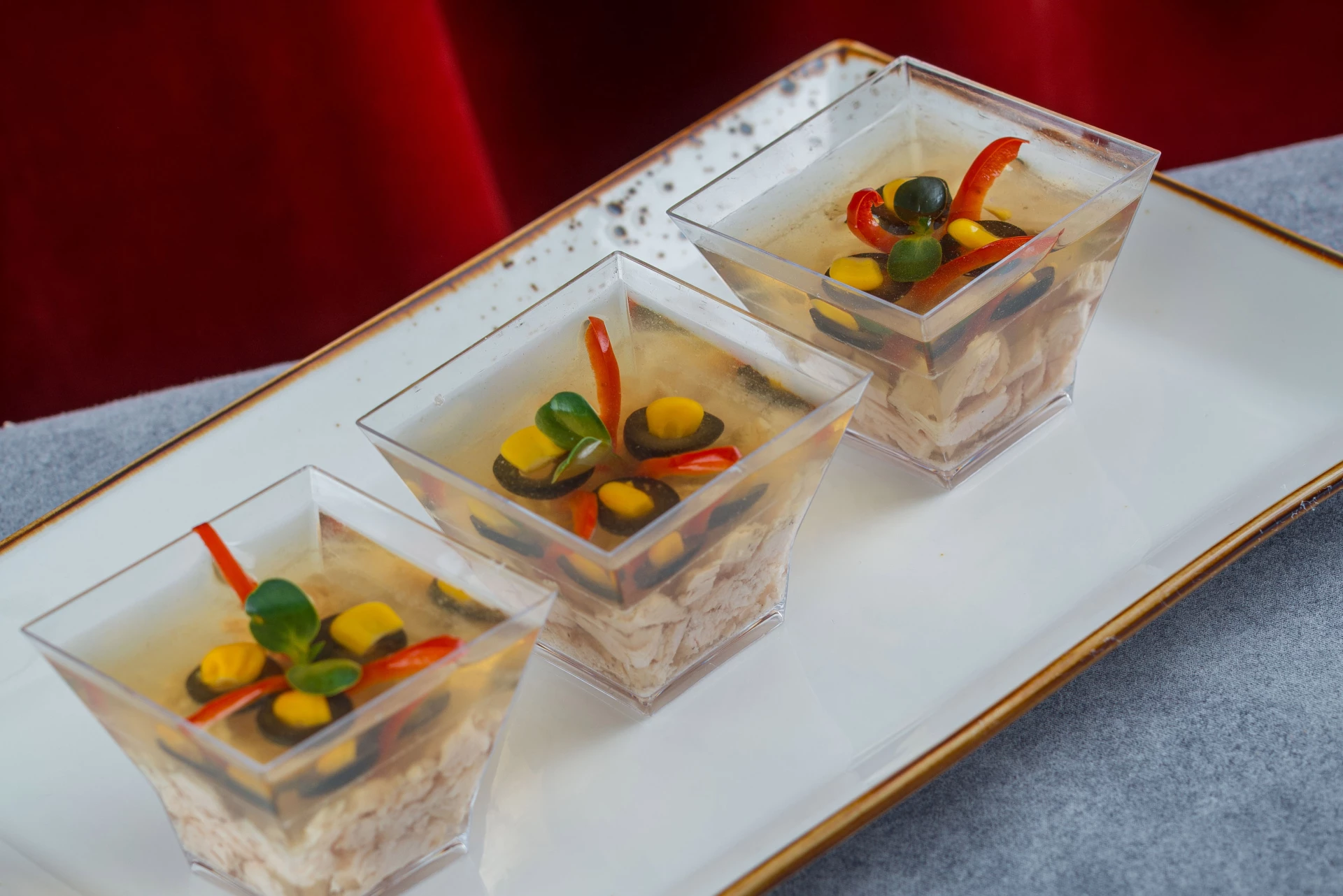 Мини заливное из курицы 15/35 гр