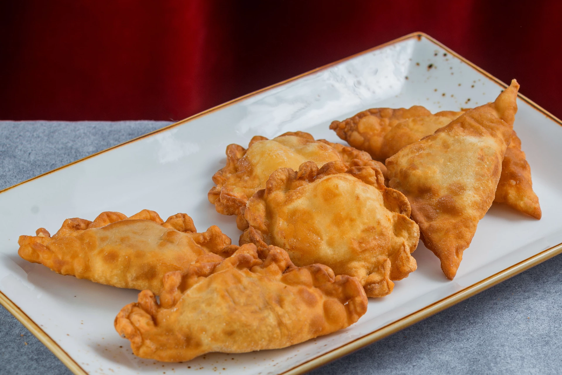 Мини чебуреки с мясом 20 гр