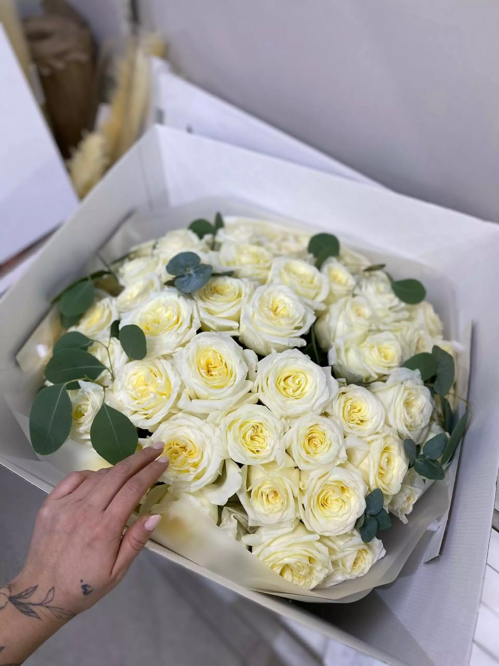 Букет пионовидных роз Кенделайт 51шт