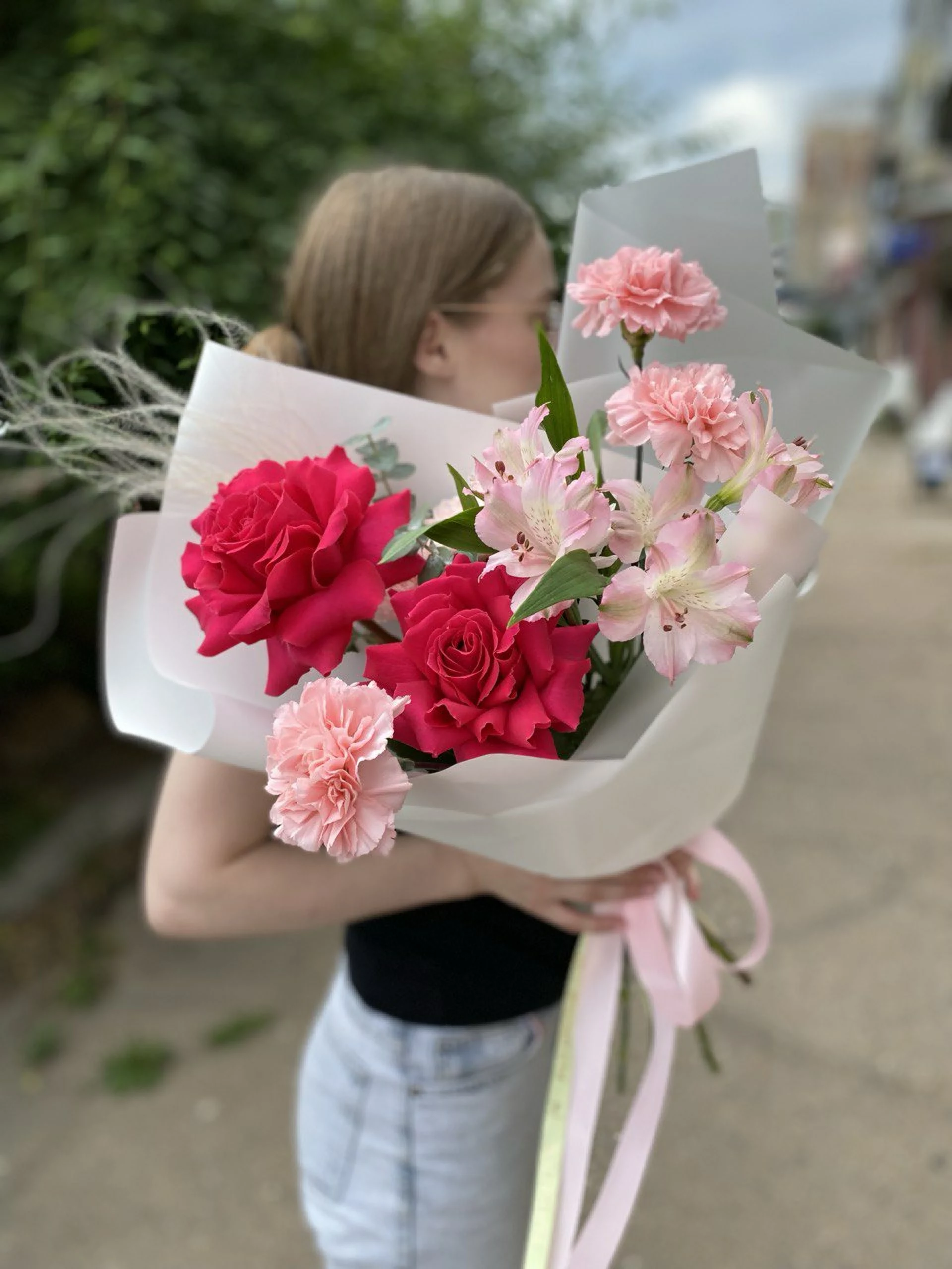 Сборный букет «Есения»